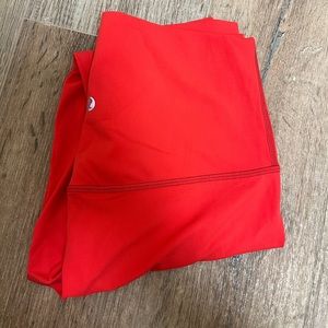 Lululemon Red Aligns NWOT